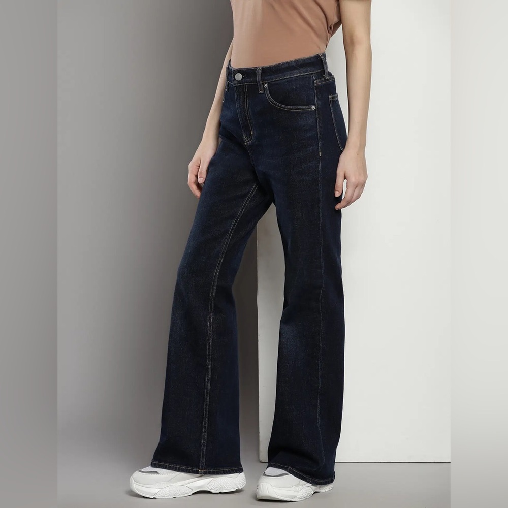 Calvin Klein High Rise Dark Wash Flare jeans Size 12 #1650